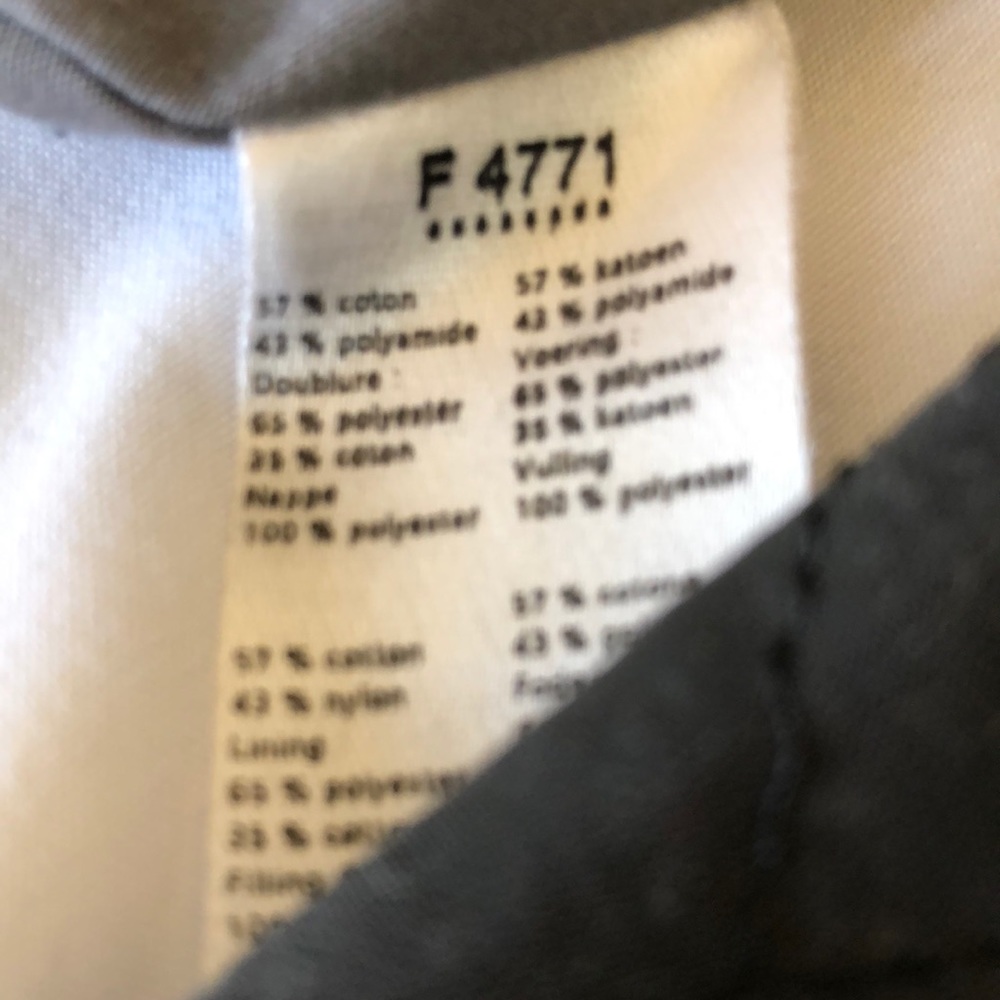 Lacoste Lightweight Quilted Jacket Small - Picture 5 of 5
